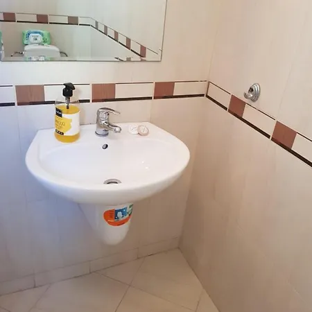 Lägenhet 2 Bedroom Apartment In Central Sunny Beach Pool *