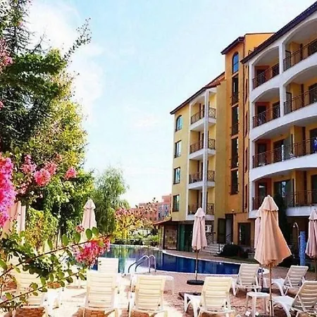 アパート 2 Bedroom Apartment In Central Sunny Beach Pool *